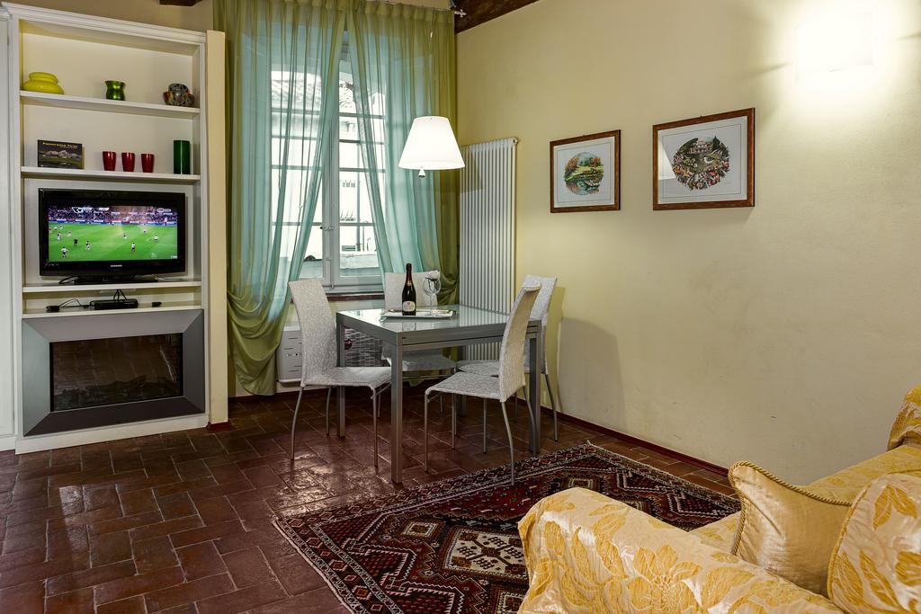 Antica Residenza Dell'Angelo Hotell Lucca Exteriör bild