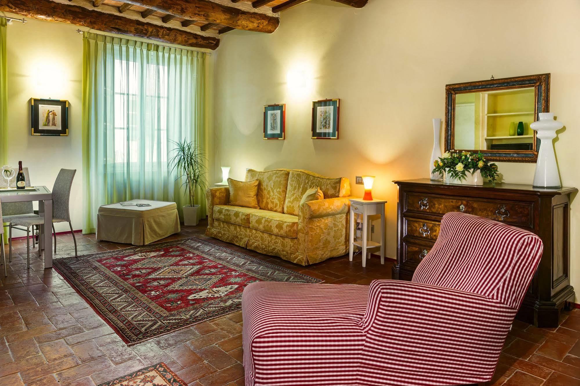 Antica Residenza Dell'Angelo Hotell Lucca Exteriör bild