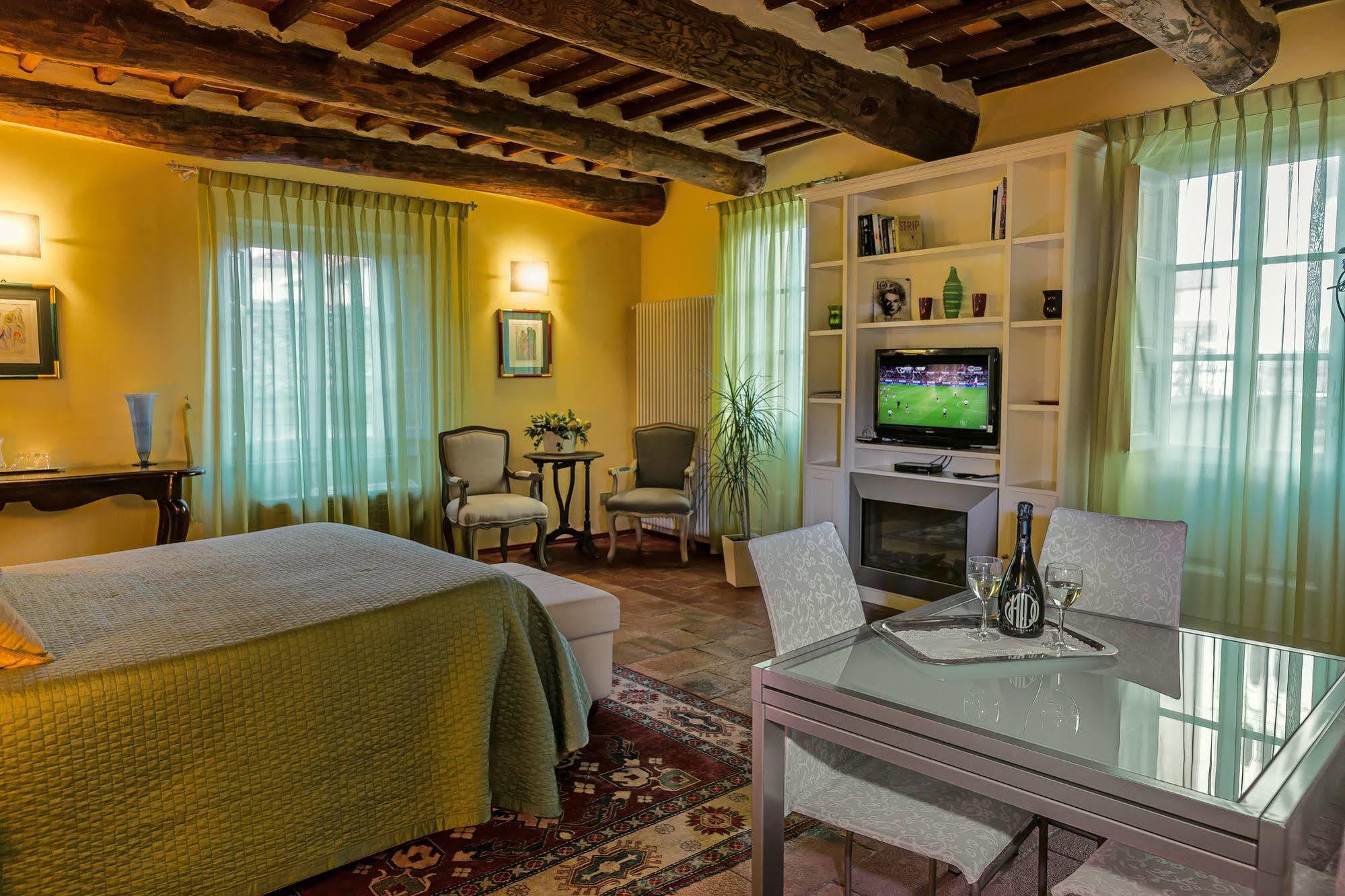 Antica Residenza Dell'Angelo Hotell Lucca Exteriör bild