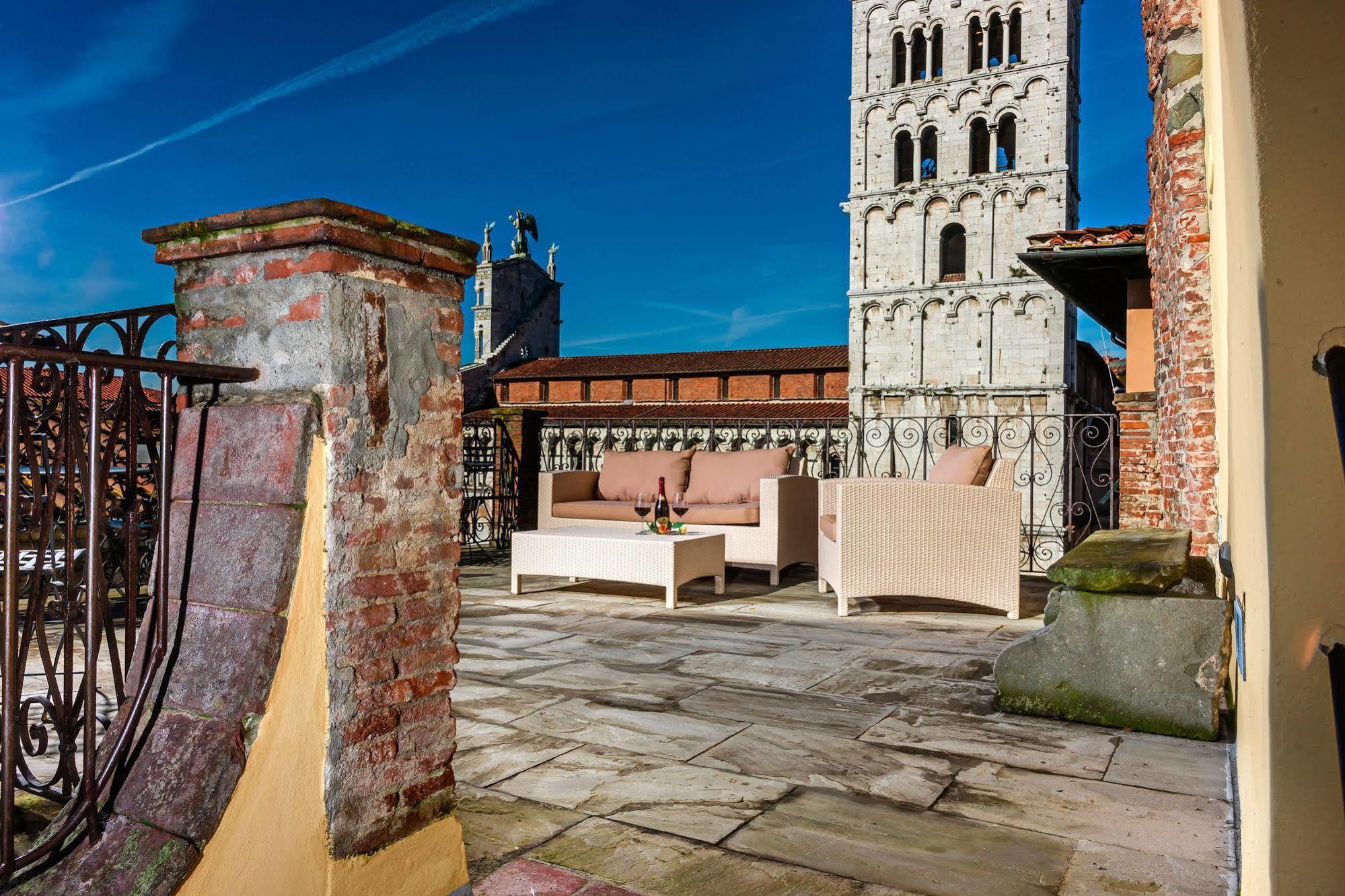 Antica Residenza Dell'Angelo Hotell Lucca Exteriör bild